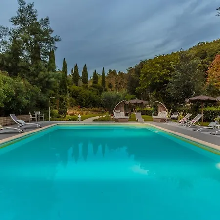 Villa Veranda, A Romantic With Pool Larciano