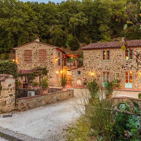Villa Veranda, A Romantic With Pool Larciano
