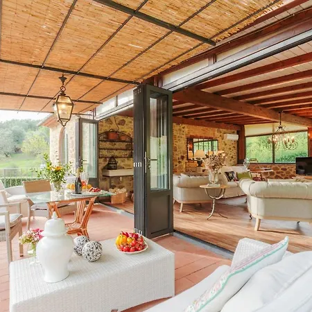 Villa Veranda, A Romantic With Pool *