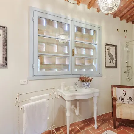 Villa Veranda, A Romantic With Pool