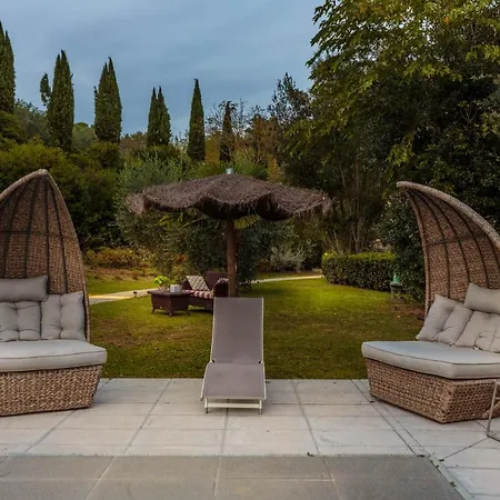 Villa Veranda, A Romantic With Pool